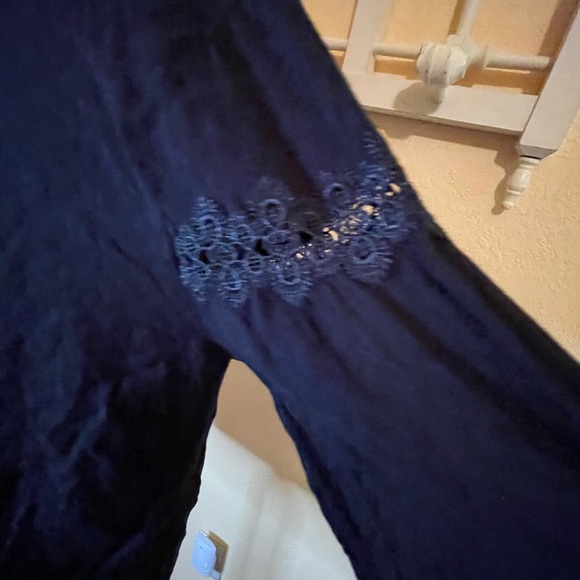 a New day blouse - Picture 4 of 4